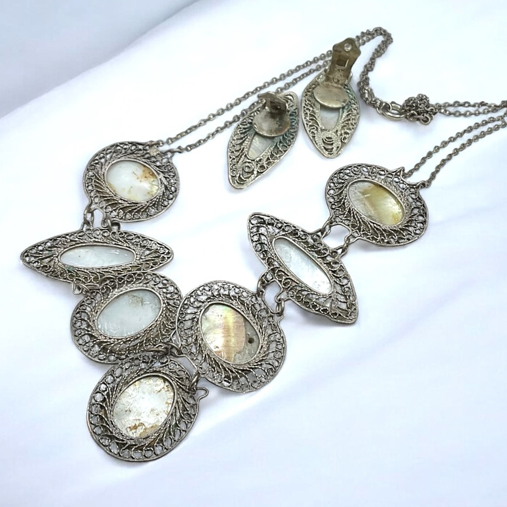 🌺 Antique Persian Hand-Painted Mother of Pearl Necklace & Earrings - Picture 11 of 15